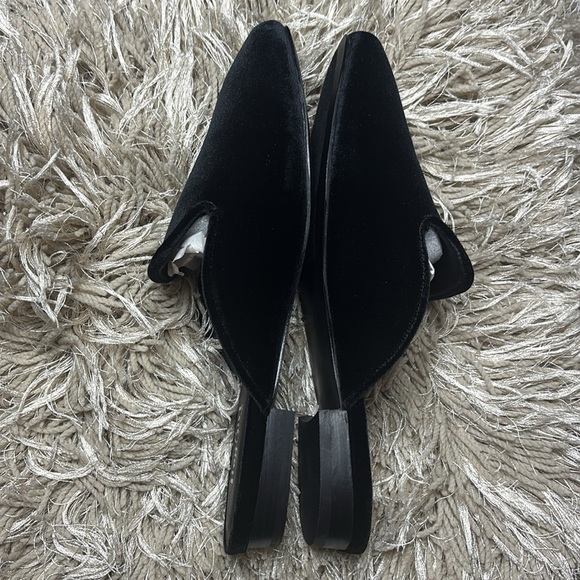 NEW Corkys | Hey Girl Slip On Mules Size 10 Black Velvet - Picture 7 of 9
